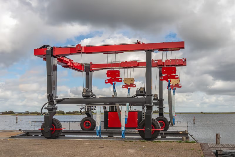 Boat Hoist Image