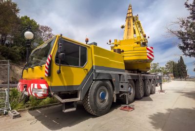 Mobile Crane Image